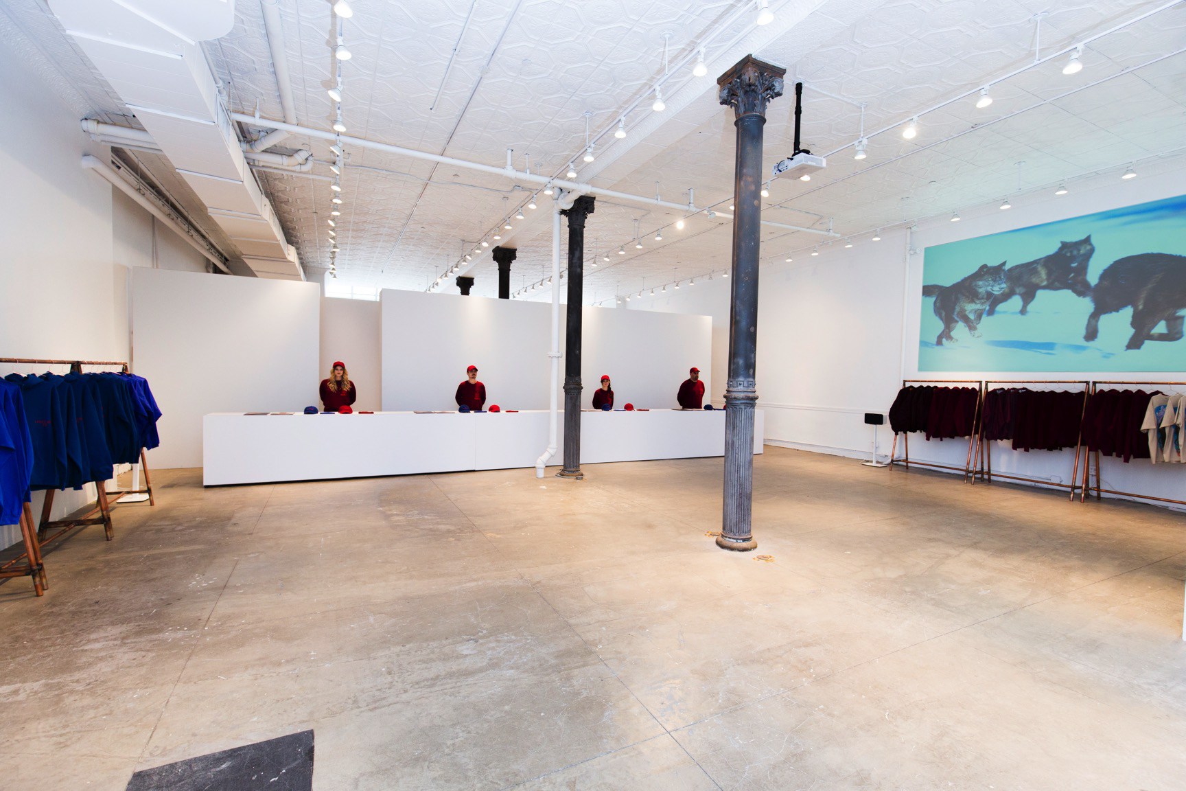 kanye-west-pablo-pop-up-nyc-inside-9