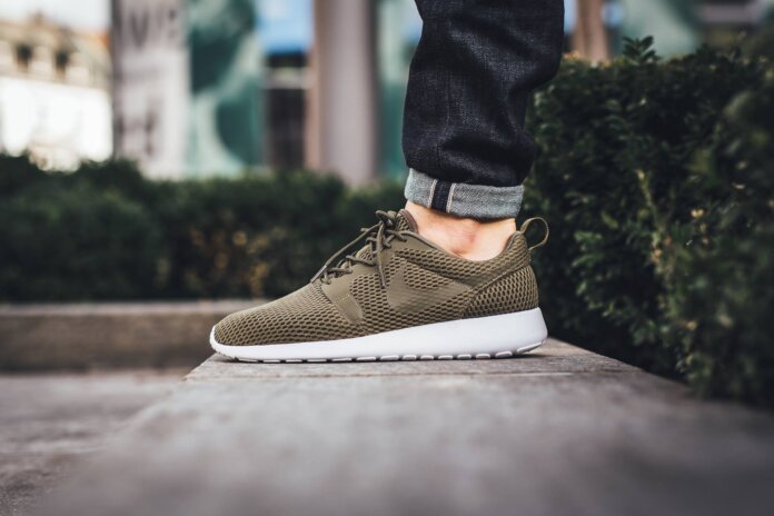 Nike Roshe One Hyperfuse Breeze - Medium Olive