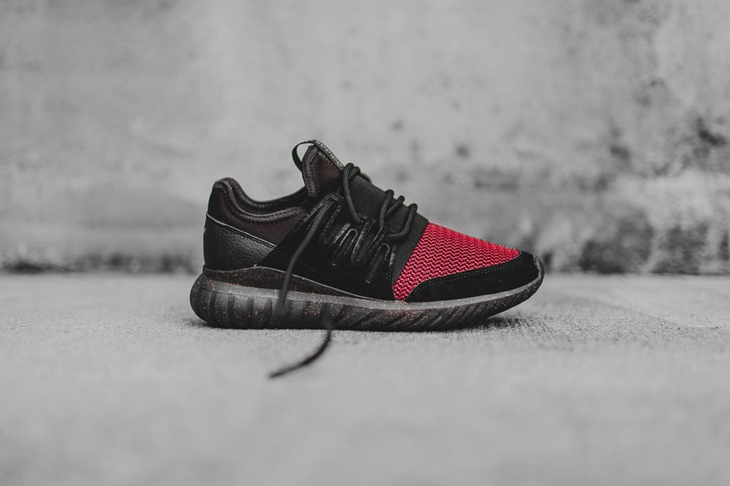 ADIDAS TUBULAR RADIAL-BLACK-BURGUNDY-1