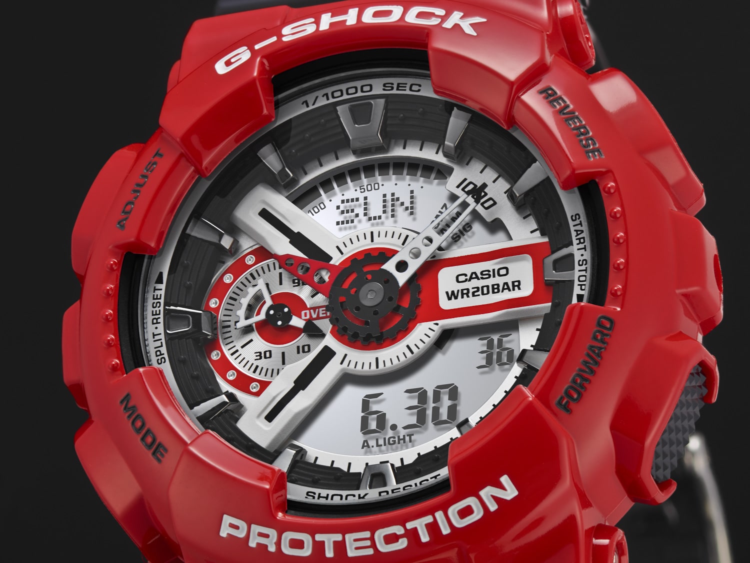 G-SHOCK GA-110RD-4A cena 685zł