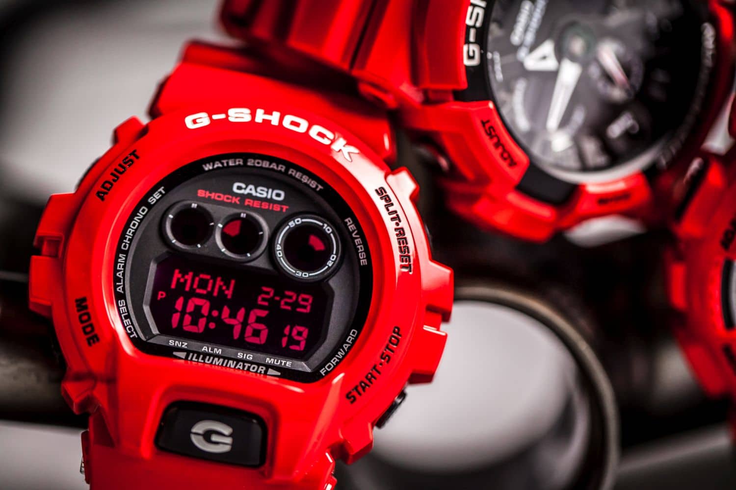 G-SHOCK_SOLIDRED1