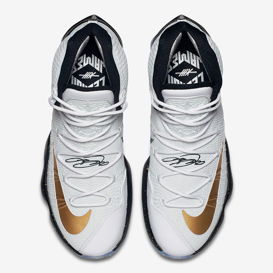 Nike LeBron 13 Elite-Gold-4