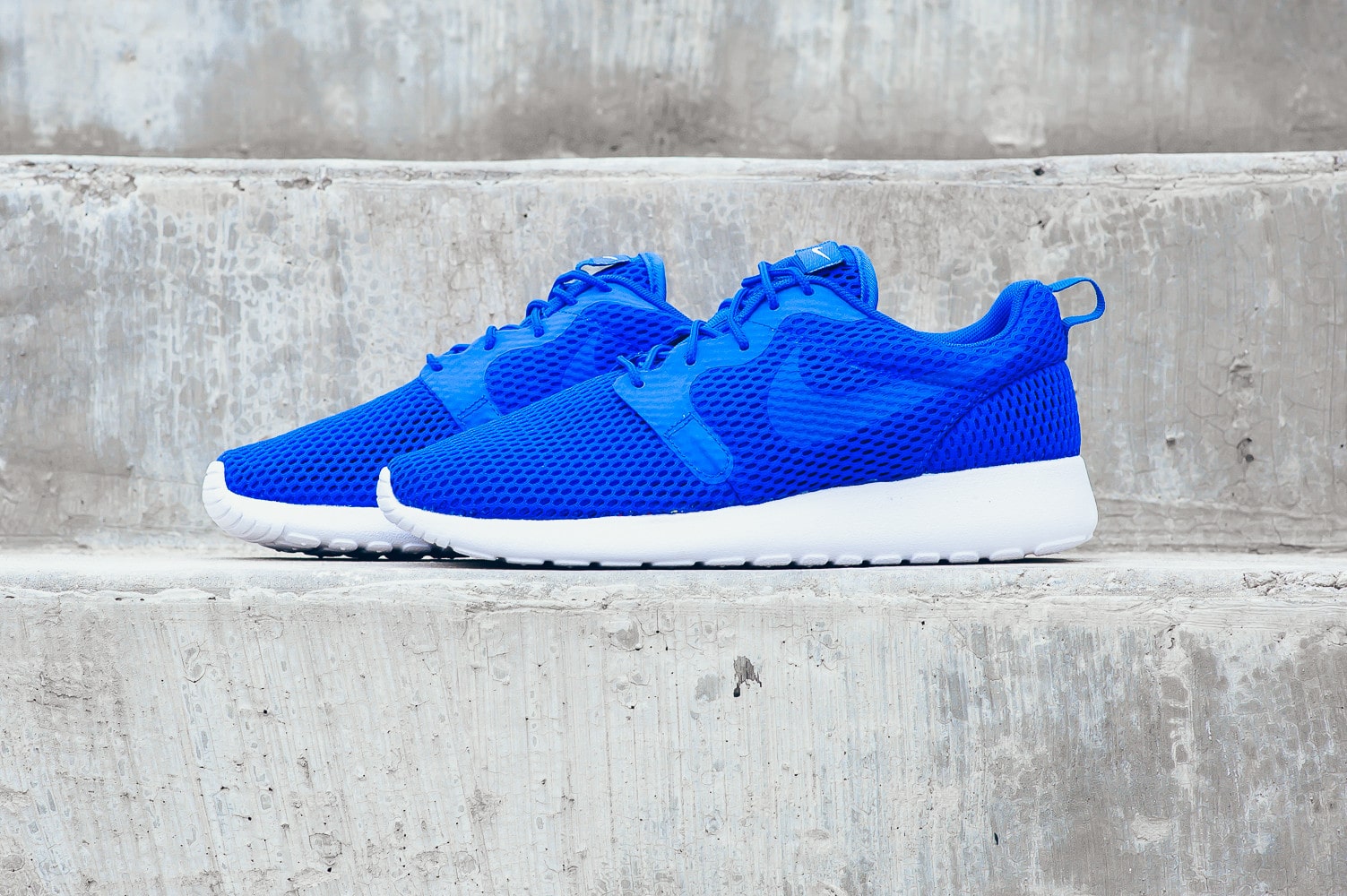 Nike_Roshe_Run_ONe_PREMium_HYP_Breathe_Blue_Sneaker_POlitics_Hypebeast_-5