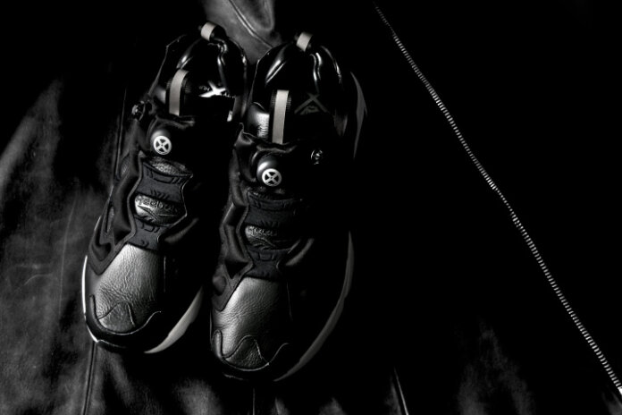 Packer Shoes x atmos x Bounty Hunter x Reebok Insta Pump Fury - Black / White