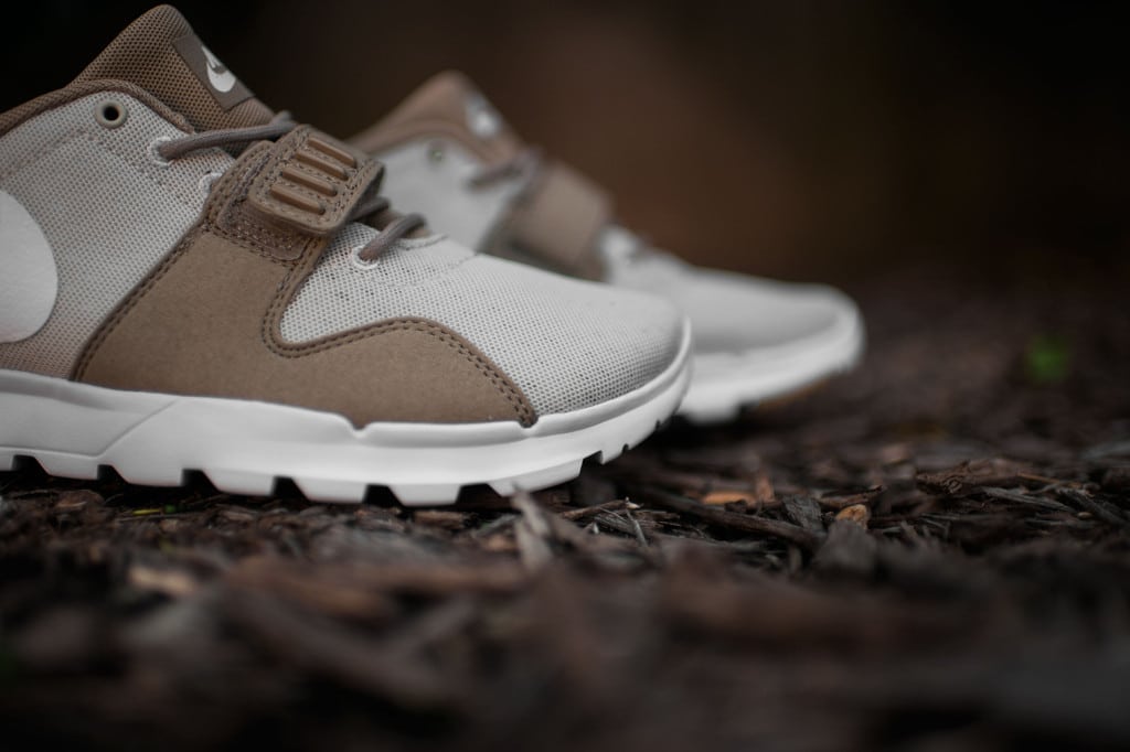 Nike_SBTrainerendor_KHKwhtLghtBrn_2_1024x1024