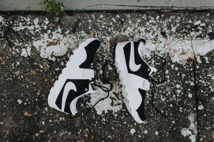 Nike SB Trainerendor - Black / White