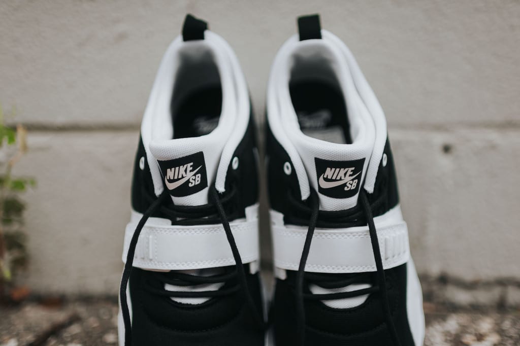 Nike_SB_Trainerendor_blackwhite_6_1024x1024