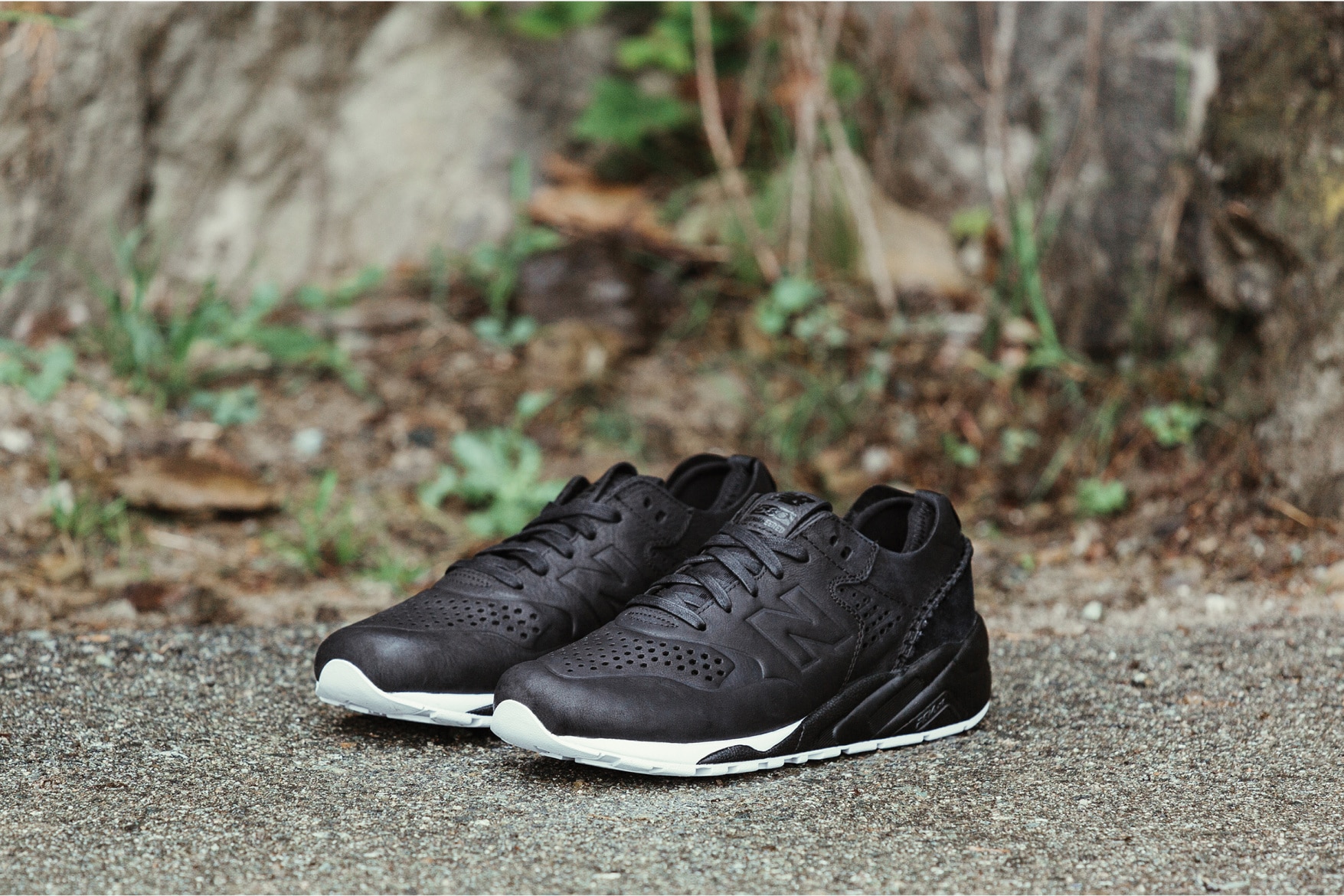 wings-horns-x-new-balance-mt580-deconstructed-lookbook-3