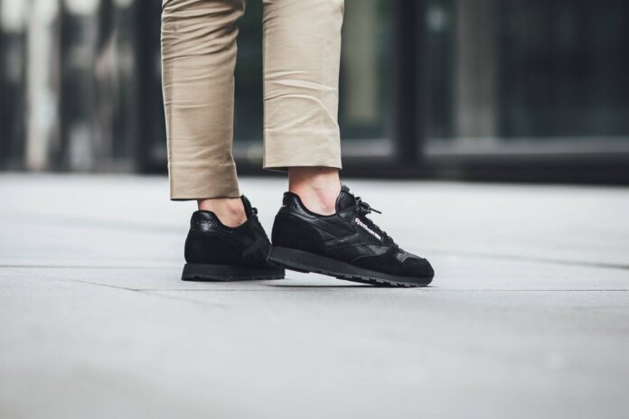 Reebok Classic Leather - Black / Black
