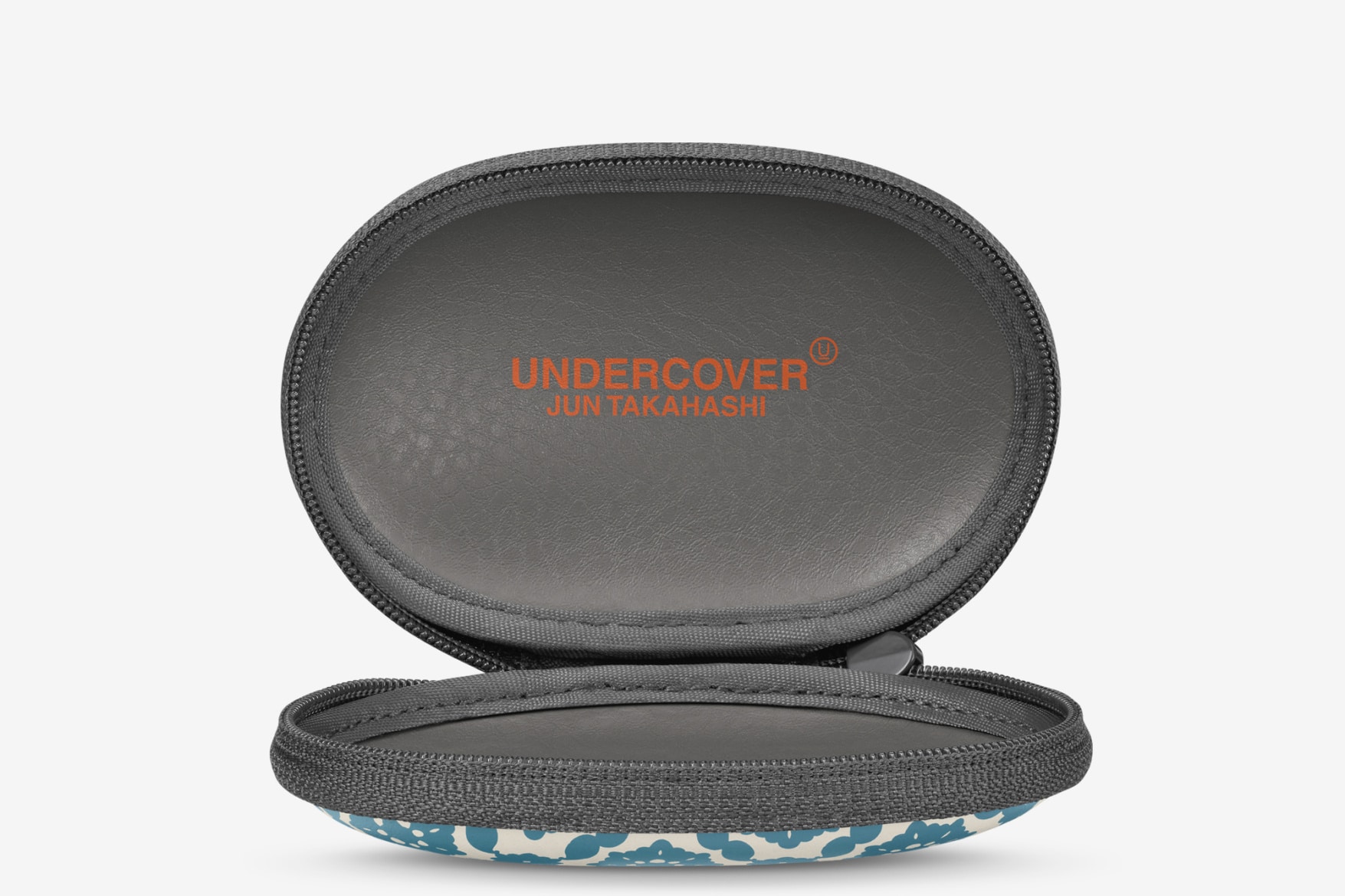 undercover-beats-by-dre-powerbeats2-005