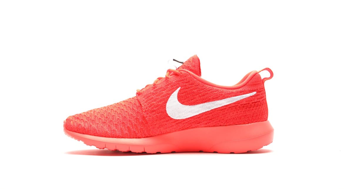 afew-store-sneaker-nike-roshe-nm-flyknit-bright-crimson-white-universityred-33