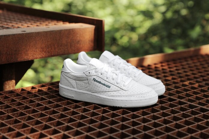 Reebok Classic ponownie łączy siły z NAKED