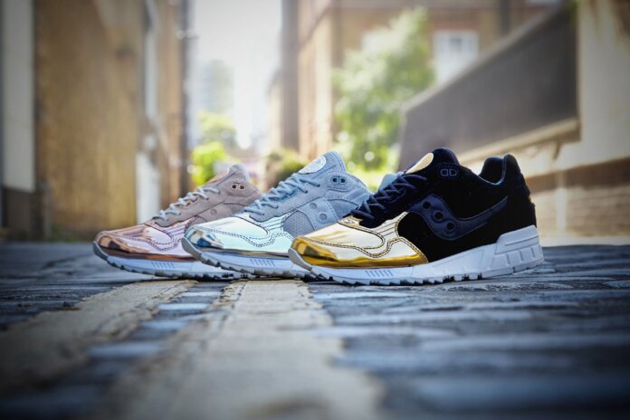 OFFSPRING x Saucony 5000 „Medal” Pack