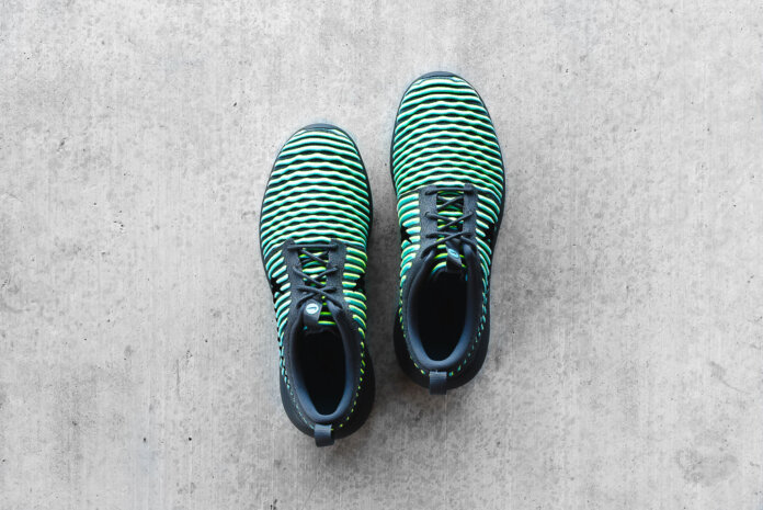 NIKE ROSHE TWO FLYKNIT-DARK GREY-GAMMA BLUE