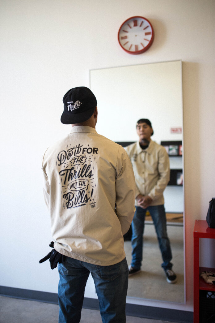 Lookbook Timeless Thrills „Do It For the Thrills Not the Bills"