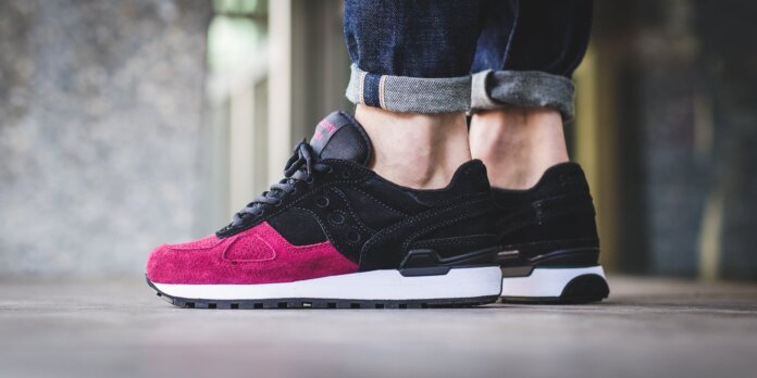 Saucony Shadow Original Suede - Black / Red - White