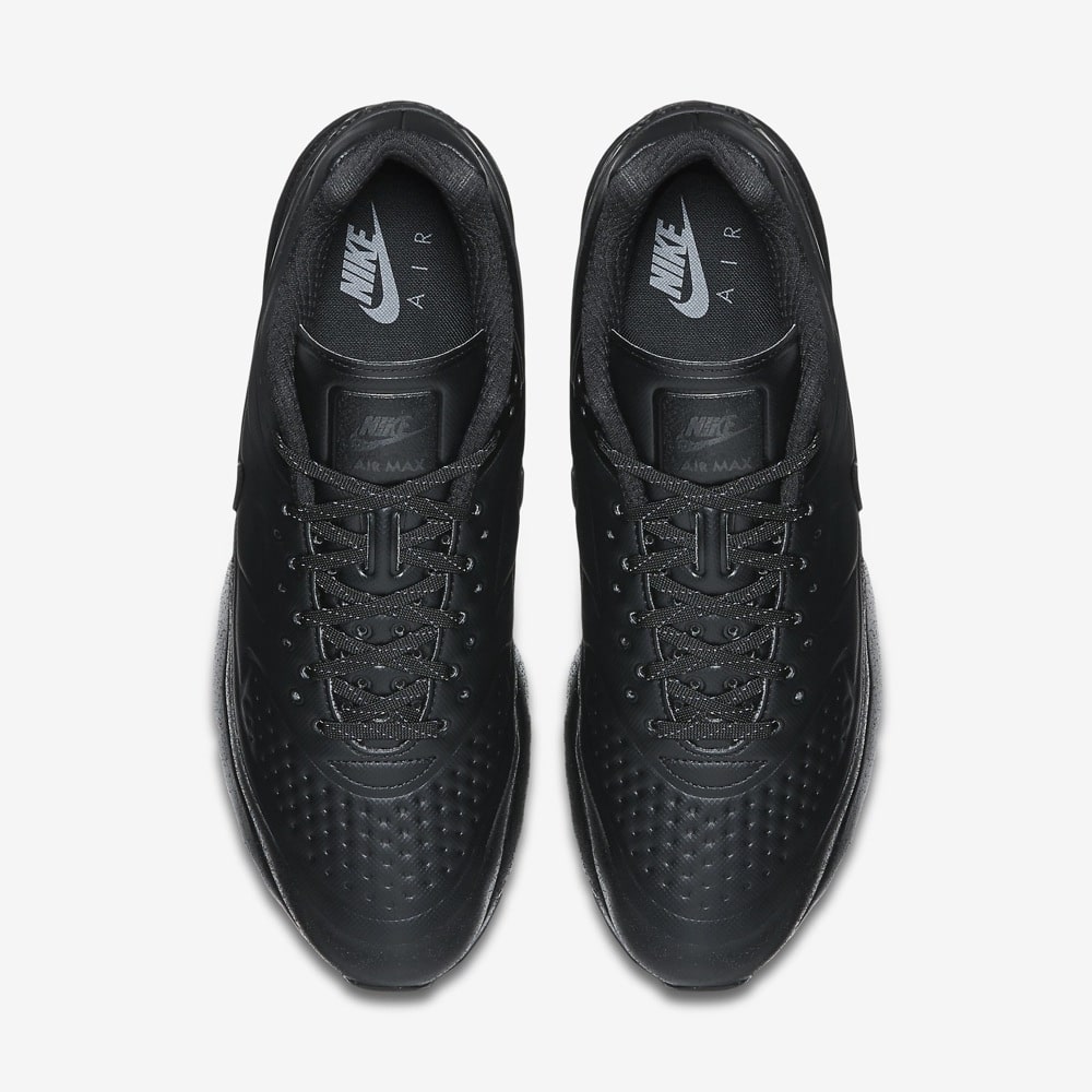 Nike Air Max Ultra SE Triple Black Pack-11