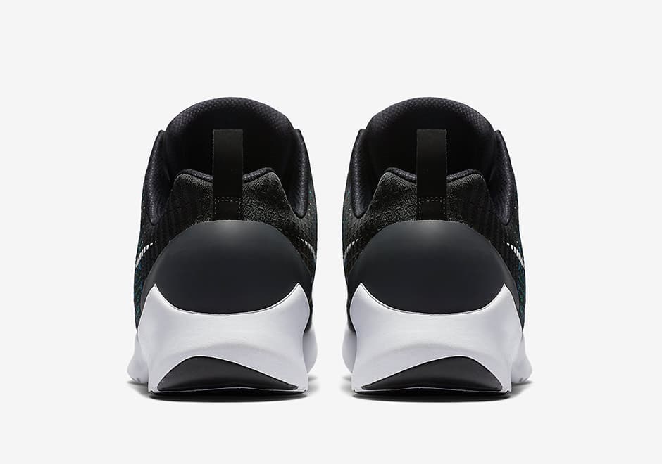 Oficjalne zdjecia samowiazacych Nike HyperAdapt 1 0-5