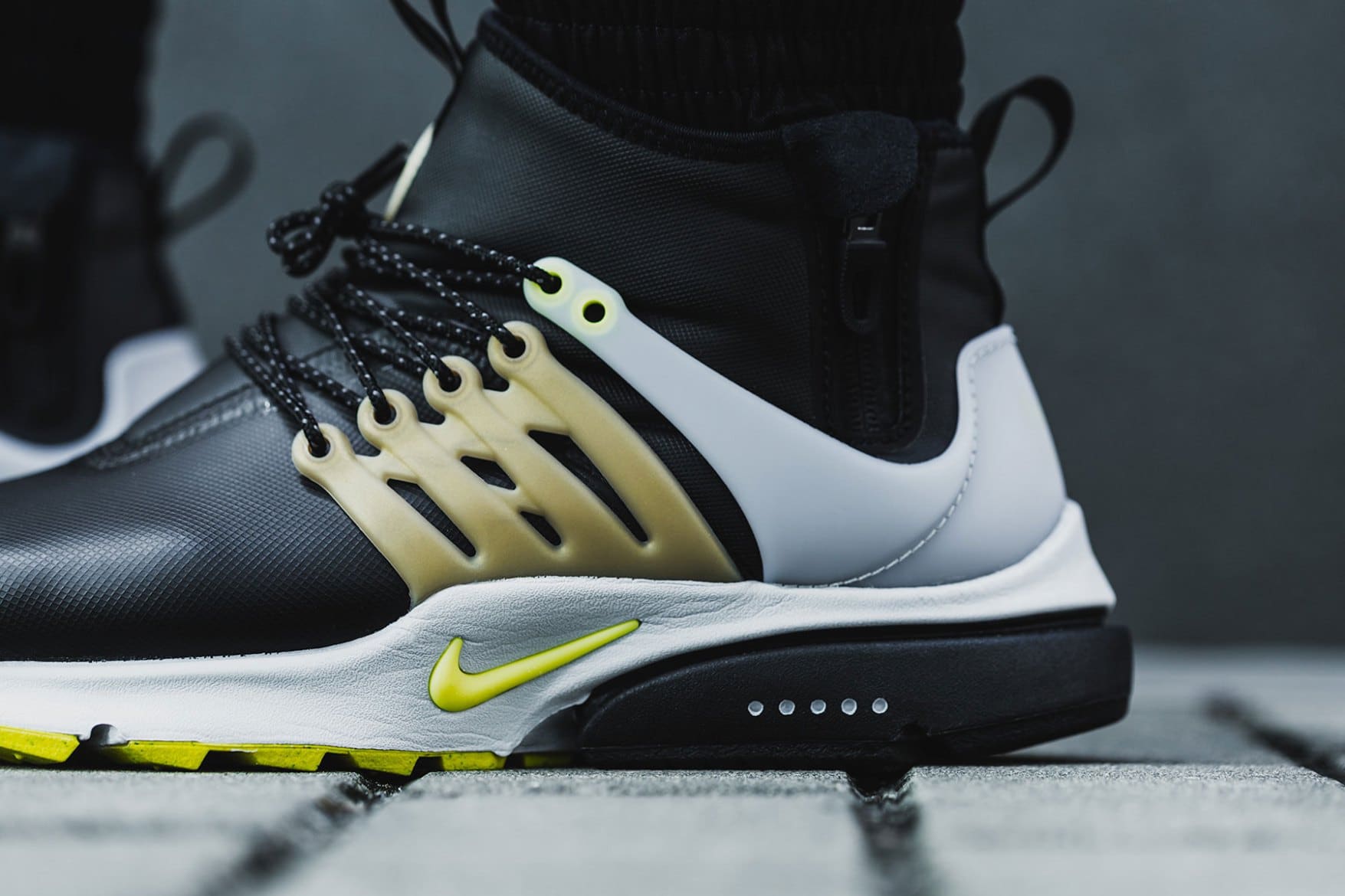 nike-air-presto-mid-utility-closer-look-5