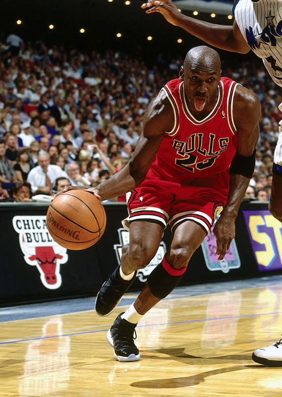 Michael Jordan-Air Jordan 11-2