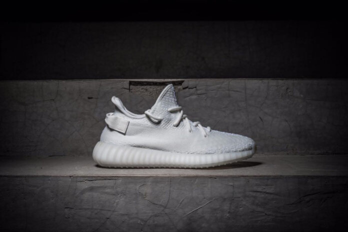 adidas Yeezy Boost 350 V2 All White Zajawka