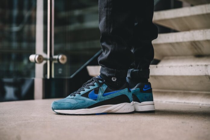 Nike Air Icarus Extra QS Iced Jade Racer Blue Black
