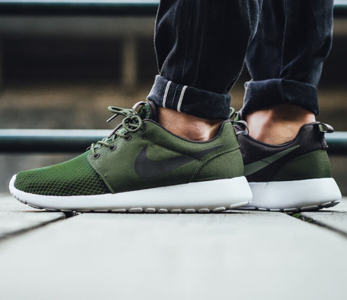 Nike Roshe One SE Legion Green Velvet Brown