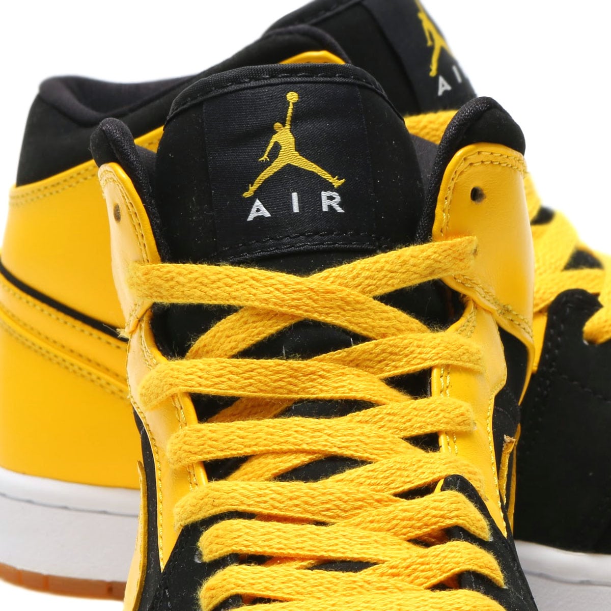 Air Jordan 1 Mid New Love powracaja do sprzedazy-5