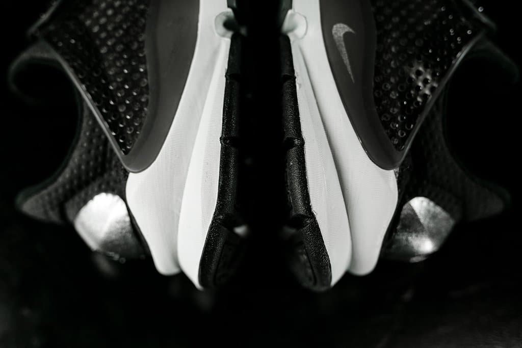 Nike Sock Dart SE Premium Dark Grey Black Pure Platinum-2