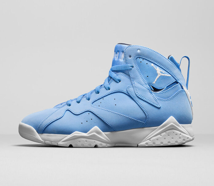 Air Jordan 7 University Blue