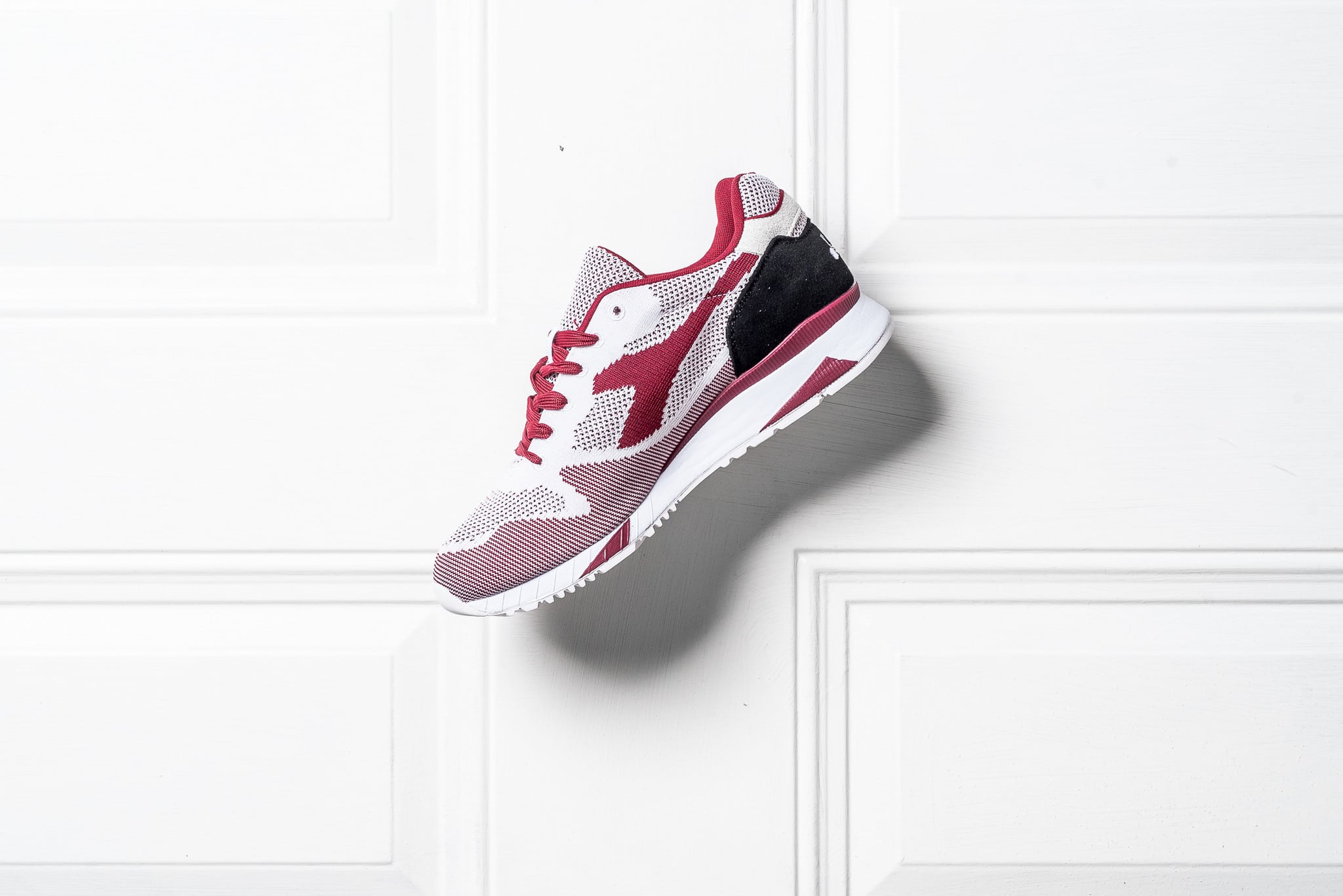 Diadora V7000 Weave „Tibetan Red”5