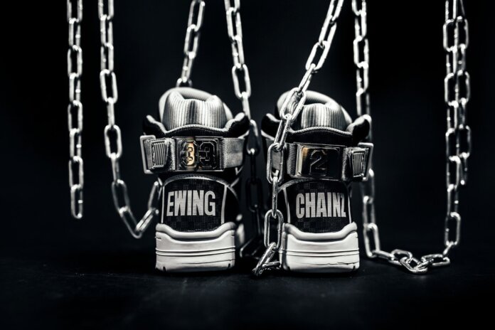 Ewing 33 Hi x 2 Chainz - Monument : Grey - White Ewing 33 Hi x 2 Chainz - Monument / Grey - White
