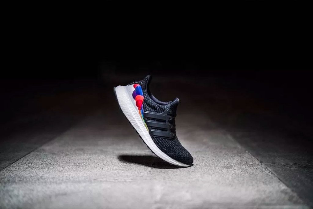 adidas UltraBOOST 3.0 „LGBTQ” – Zajawka 1
