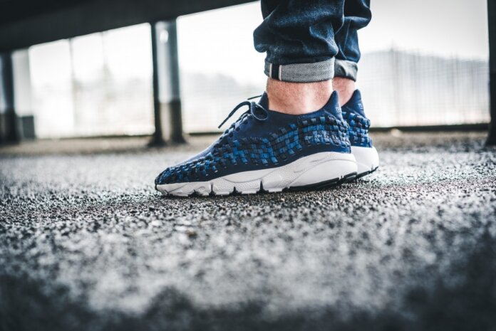 Nike Air Footscape Woven NM Binary Blue Team Royal Black Nike Air Footscape Woven NM Binary Blue Team Royal Black
