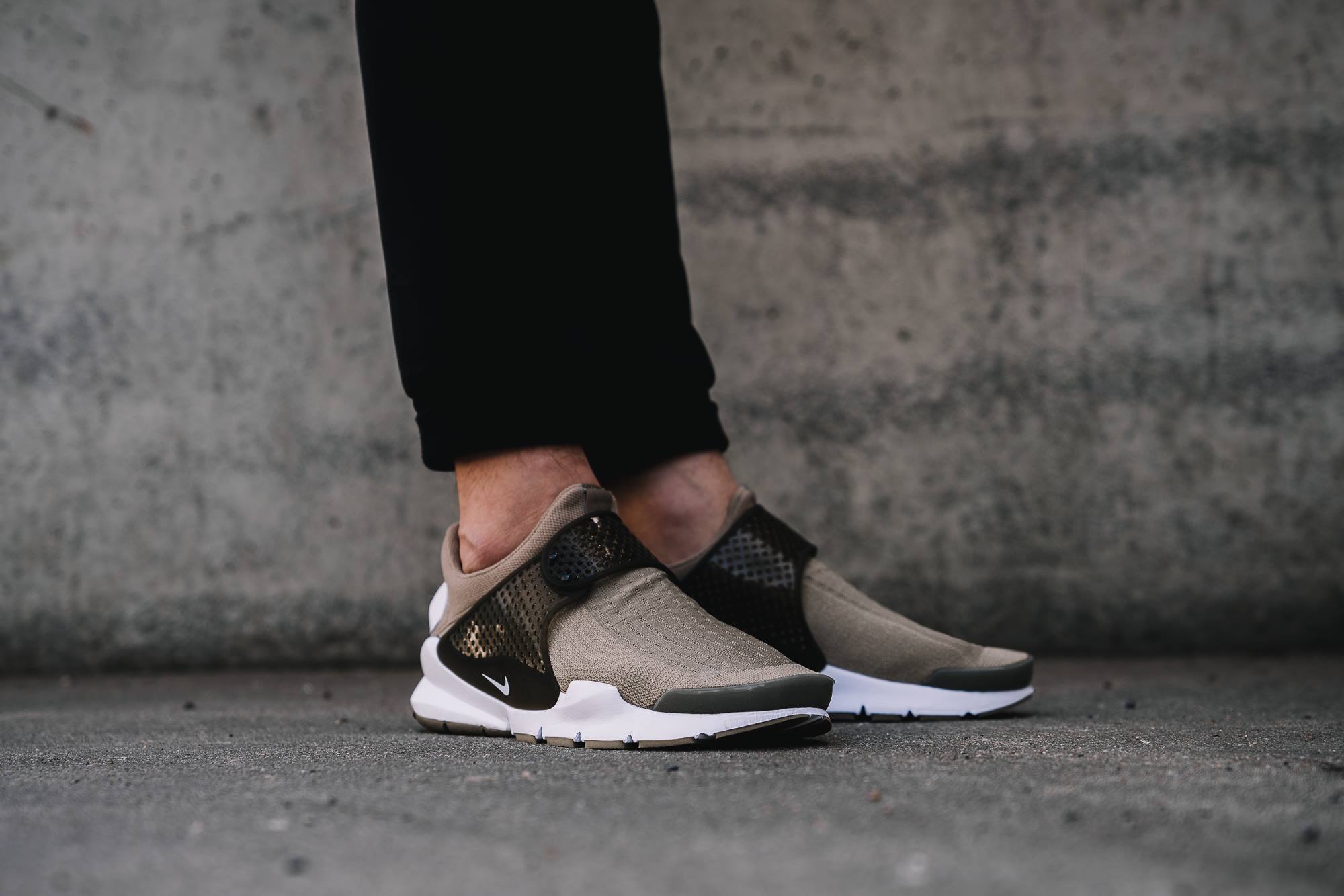 Nike Sock Dart Jaquard Khaki White Cargo Khaki-2