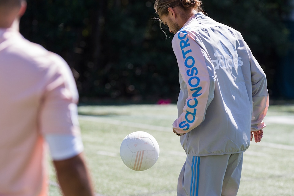 Specjalna piłkarska kolekcja KITH x adidas-9