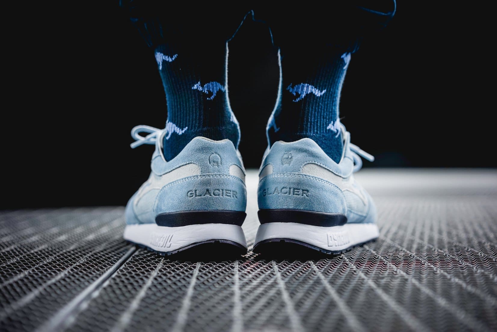 Urban People x Kangaroos Coil-R1 Glacier-5