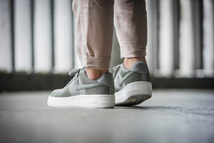 Damskie Nike Air Force 1 Low Upstep Dark Stucco Ivory-1 Damskie Nike Air Force 1 Low Upstep Dark Stucco Ivory-1