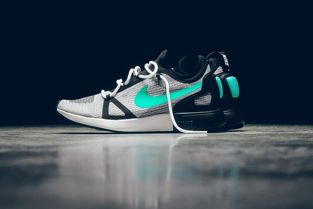 Nike Duel Racer – White : Menta5
