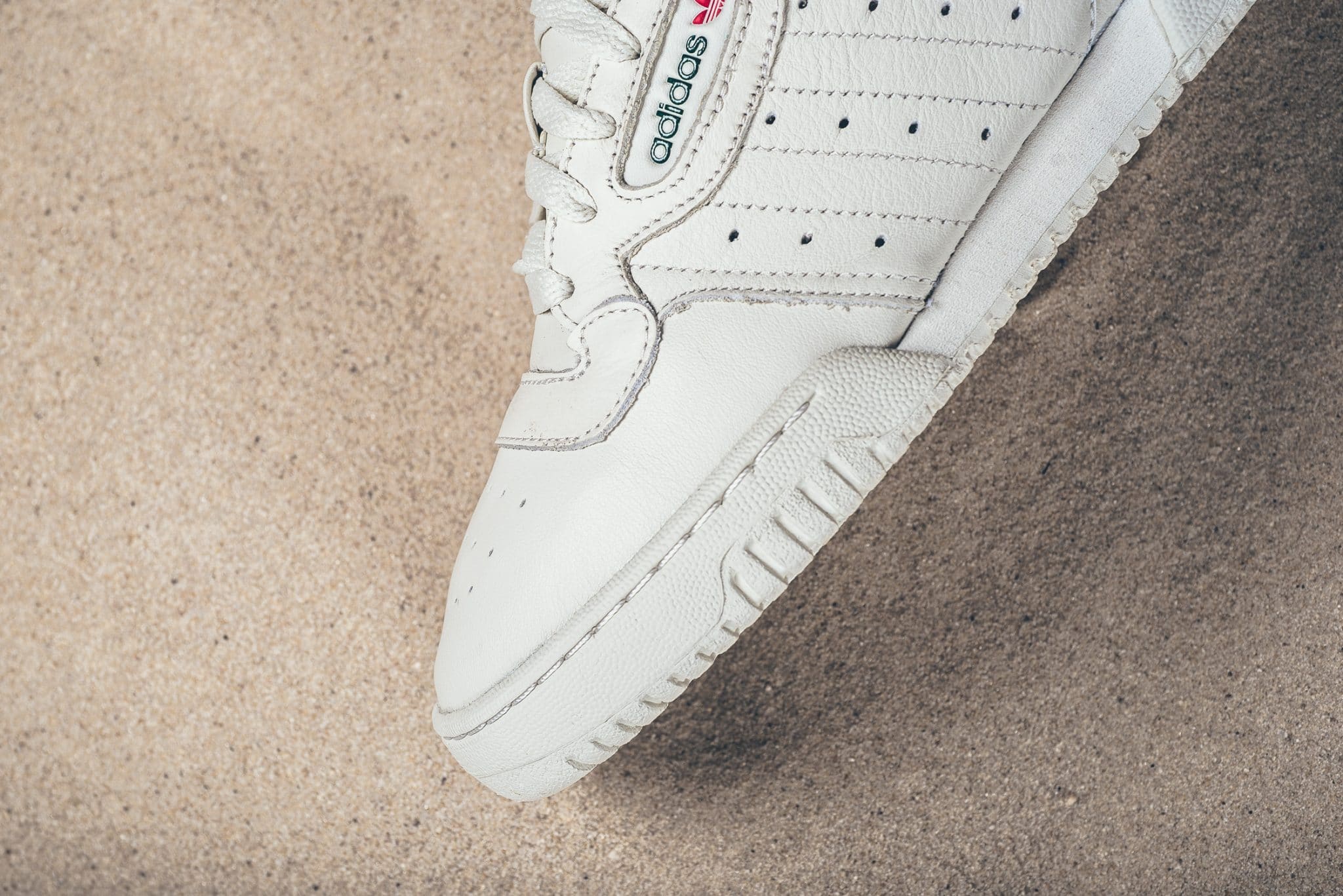 adidas YEEZY Calabasas Powerphase Cwhite2