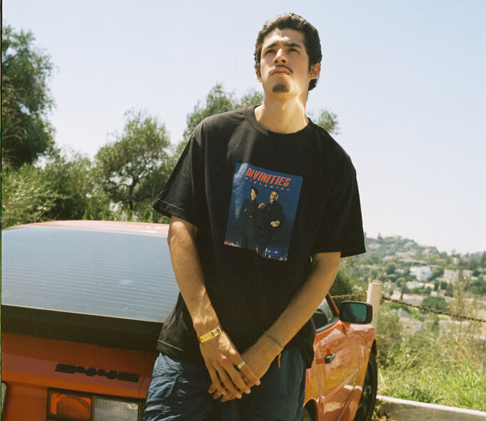 Lookbook The Divinities (Lato 2017) Lookbook The Divinities (Lato 2017)