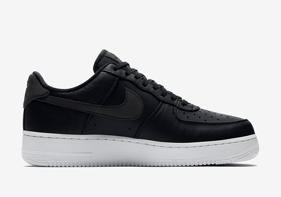 Nike Air Force 1 Low Reflective Swoosh Pack-18