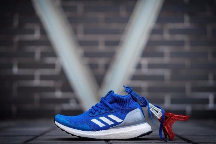 adidas UltraBOOST Mid Run Thru Time adidas UltraBOOST Mid Run Thru Time