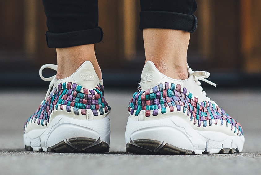 Nike-Air-Footscape-Woven-Sail-White-Red-Stardust-Orchid-Mist-tyl