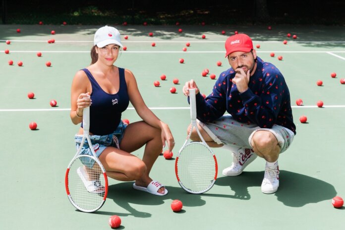 Pierwsze spojrzenie na kolekcje KITH x Coca-Cola (Lato 2017) Pierwsze spojrzenie na kolekcje KITH x Coca-Cola (Lato 2017)