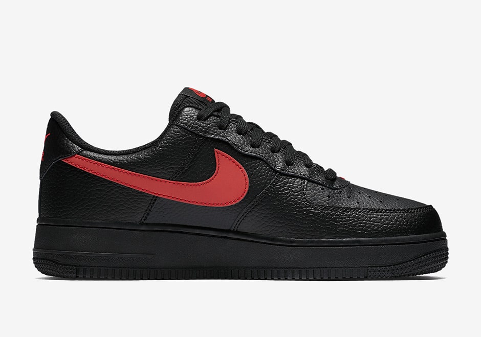 Nike Air Force 1 Low 07 LV8 Black Leather Pack-8