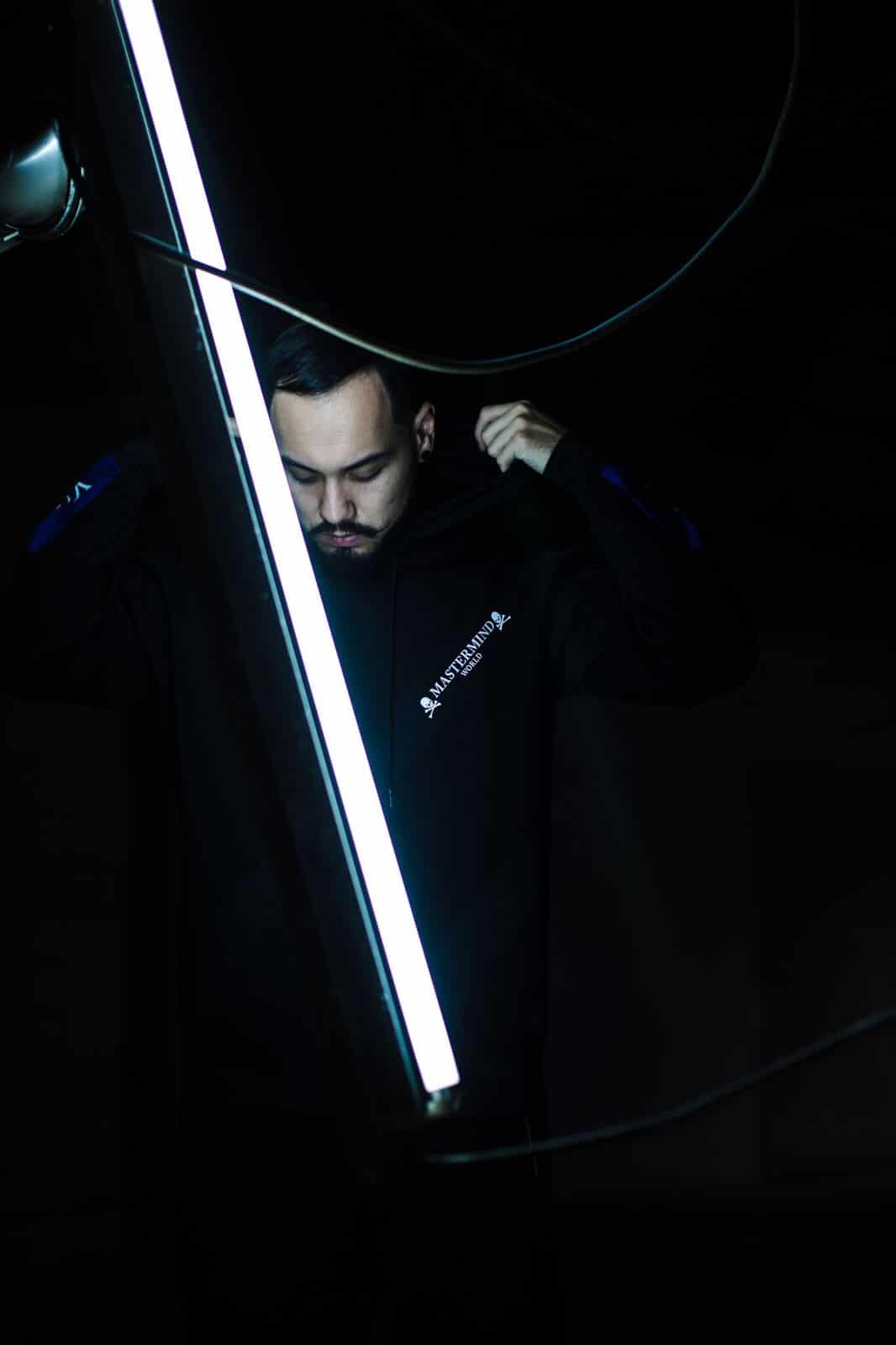 mastermind WORLD x adidas Originals dokladne zdjecia-1