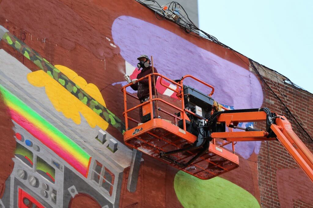 Nie jeden a dwa murale Os Gemeos w Nowym Jorku-2