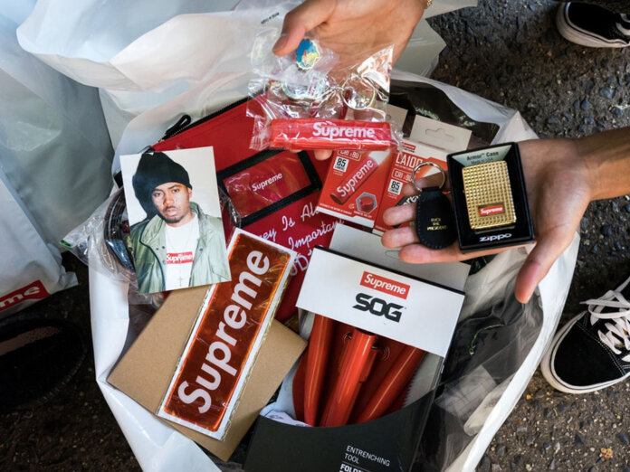 Supreme wycenione na 1 miliard dolarow