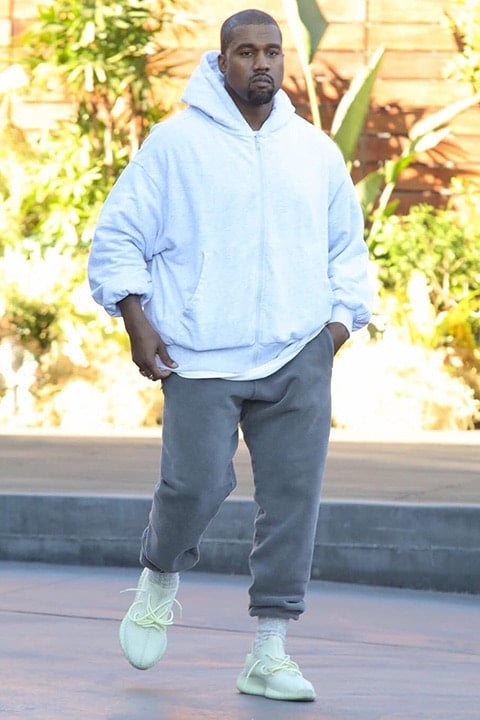 Kanye West wybral sie na Back Friday w niewydanych YEEZY Boost 350 V24